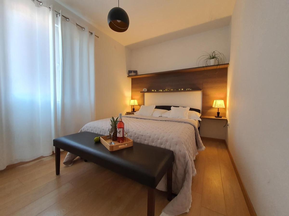 Apartment Maia Lena For Family Jasenice  Eksteriør billede